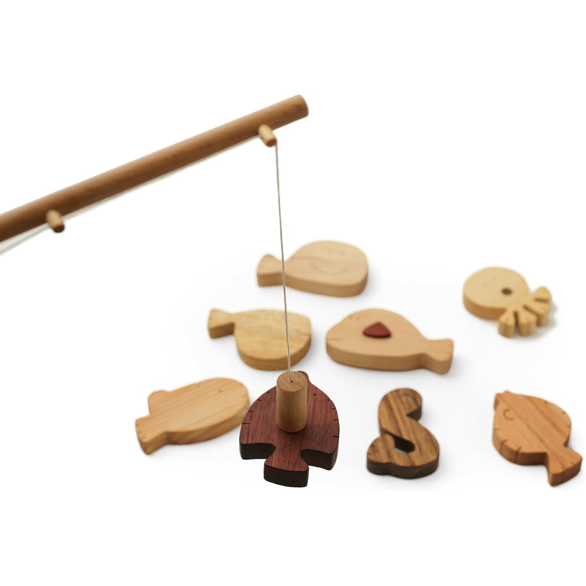 Spsoli Wooden Toy Fishing Play Set with Magnet Fishing Rod & 8 Fish ch-01