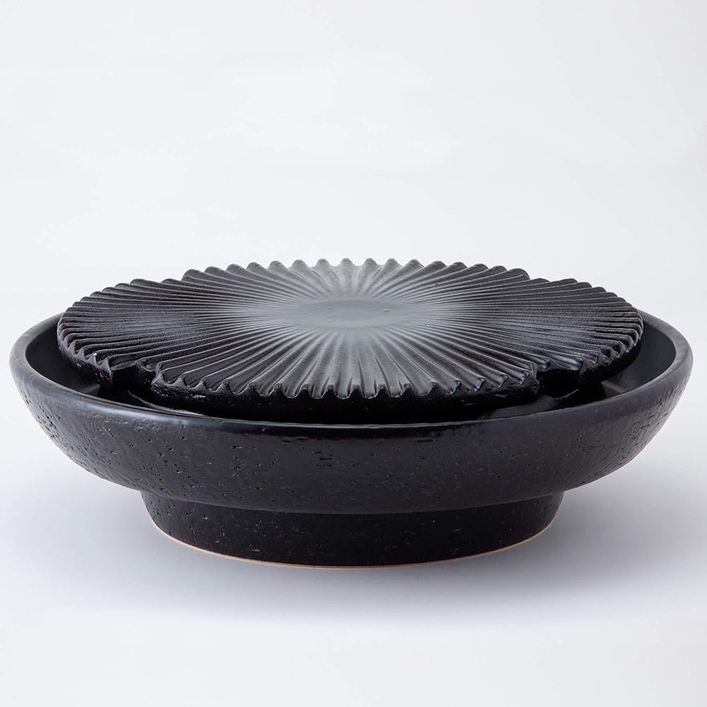 Hase Seito Haseen Yakiniku Plate Low Smoke Slight Smoke Ceramic Furnace "Yakiyaki-san" Large For 3-5 People Approximately 33cm Open Fireable Open Fire OK Black Black Iga Ware Made in Japan AND-18
