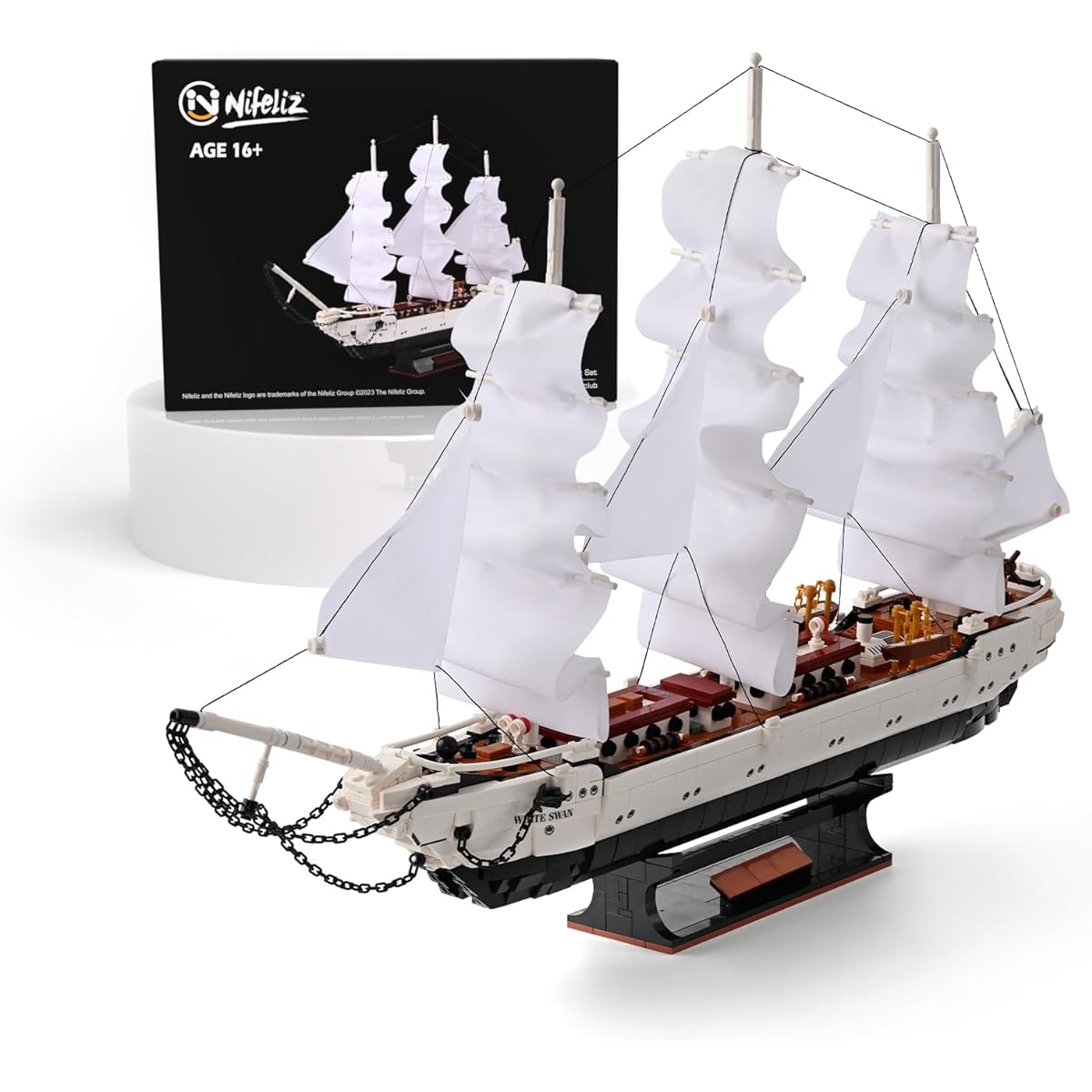 Nifeliz White Swan Sailing Boat (1672 pieces)