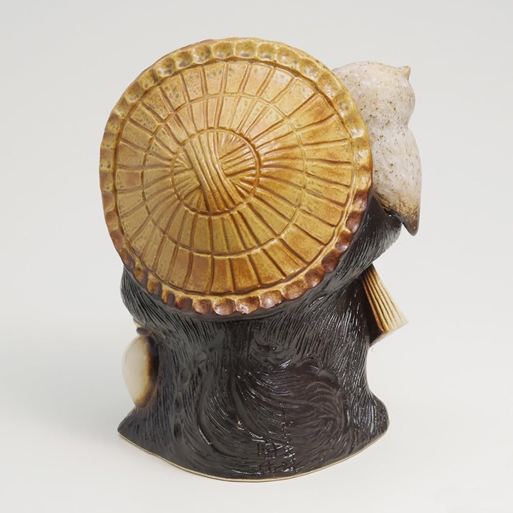 Shigaraki ware raccoon dog with owl size 10