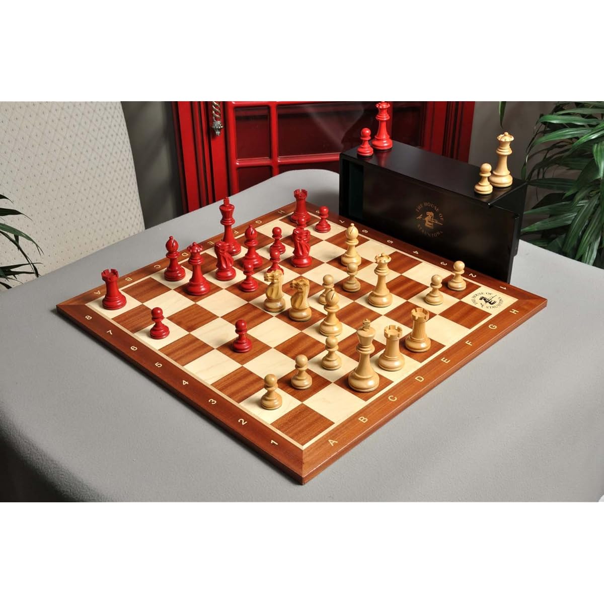Guild Grandmaster Chess Set Box & Board Combination 4" King Red Guild & Boxwood