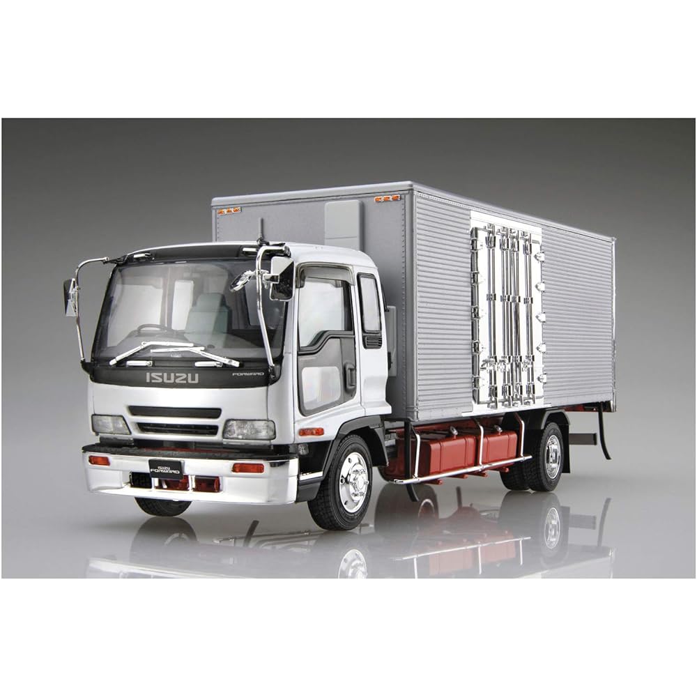 Aoshima Bunka Kyozaisha 1/32 Heavy Freight Series No.5 Isuzu Forward Hyster Refrigerated Car Plastic Model