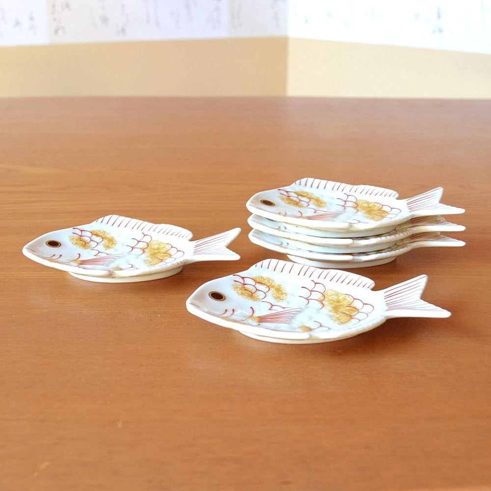 New Year Tableware, Japanese Tableware, Small Plate, Sea Bream, Lucky Charm, Arita Ware, Celebratory Sea Bream (White), Small Plate, Set of 5, Presentation Box