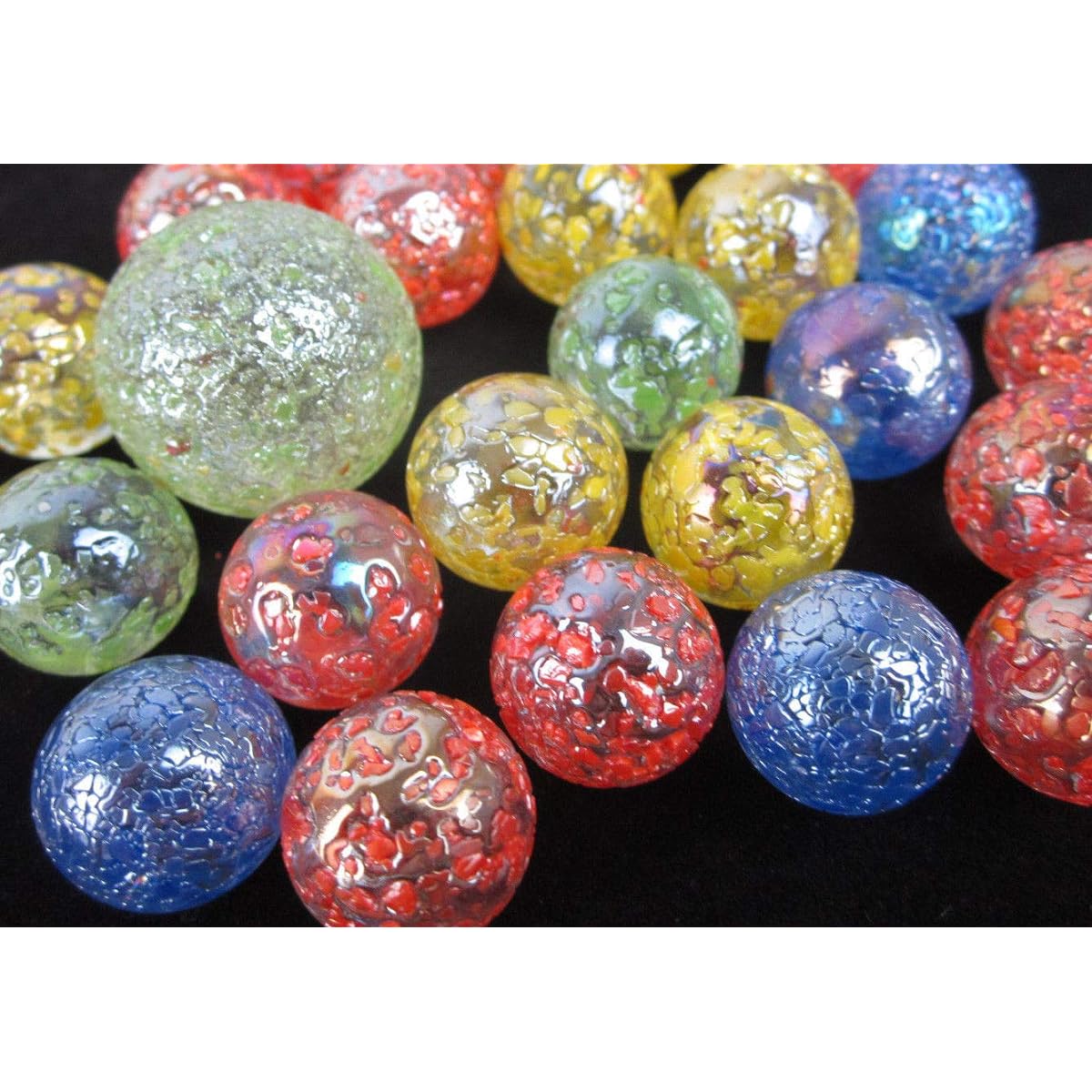 Big Game Toys~ Glass Marbles Rainbow Glitter Blue/Red/Green/Yellow Spotted Glitter Confetti Classic Style Game Pack (24 Players, 1 Shooter) Decoration/Vase Filler/Aquarium