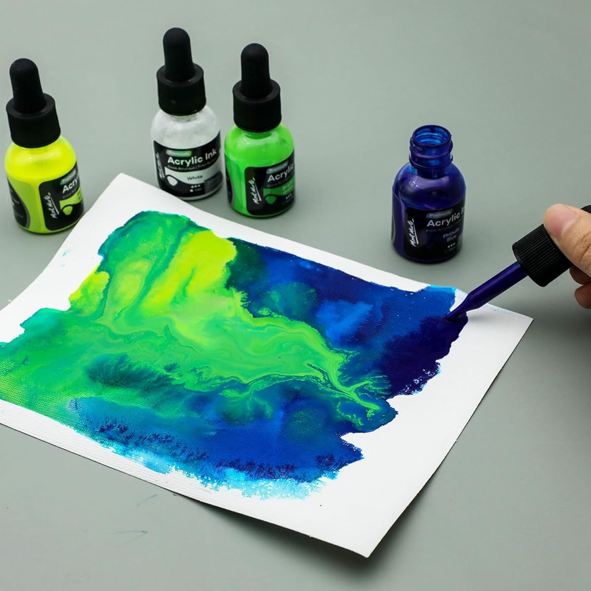 Mont Marte Acrylic Ink Premium 6 x 20ml (0.7 US fl.oz) Acrylic Ink for Artists Essential Colors Perfect for Airbrush/Poling Art/Scrapbooking/Ink Drawing/Mixed Media