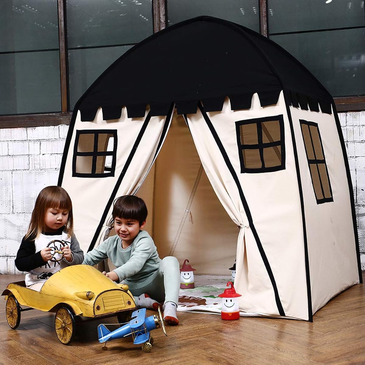 Love Tree Large Kids Teepee Tent, Portable Children's Play Tent for Boys Indoor Outdoor Fort with Carry Case, Black