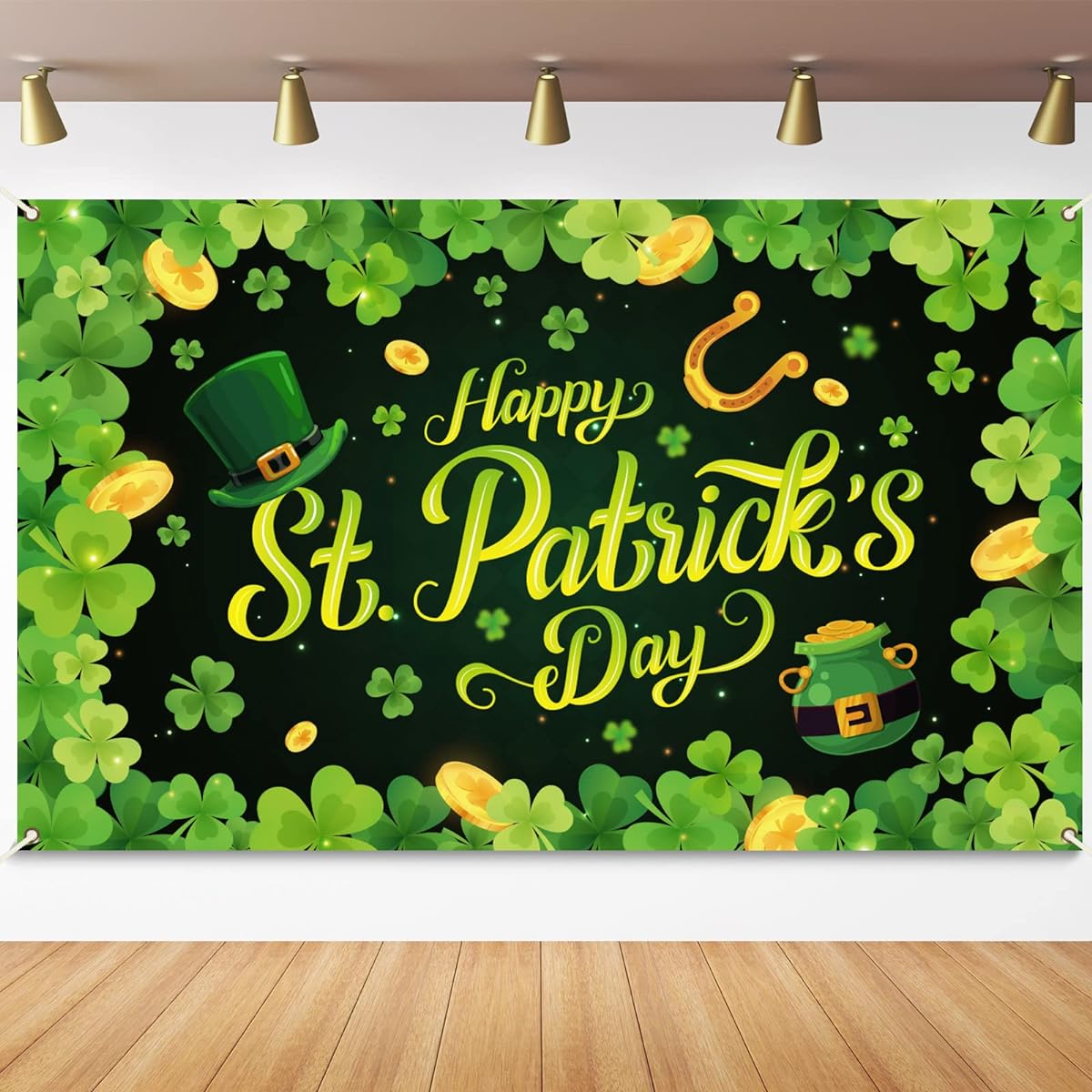 St. Patrick's Day Background Banner Decoration Large Fabric Clover Backdrop Decoration Background Banner Irish Shamrock Leaf Party Supplies