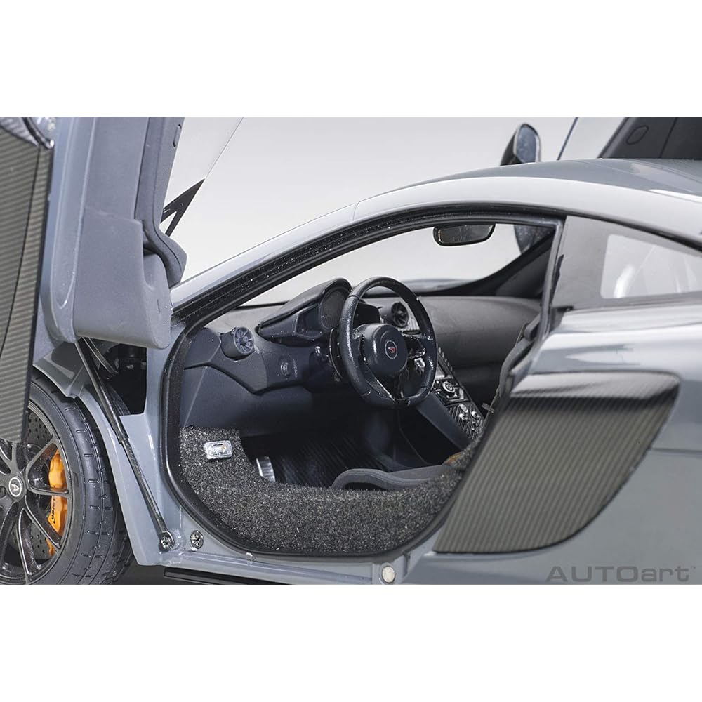 AUTOart 1/18 McLaren 675 LT Gray Finished Product