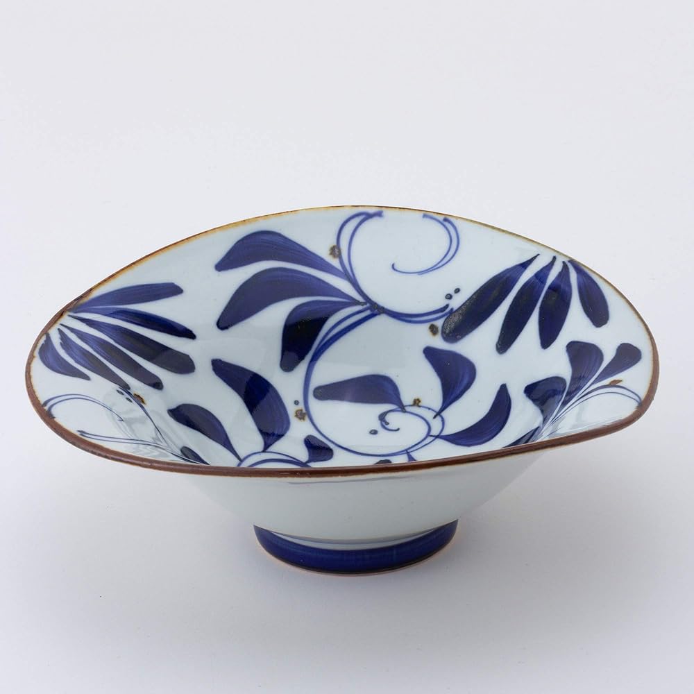 Nishikai Pottery Hasami Ware "Karakusa" Square Plate (Large) Diameter 27cm (Comes with Presentation Box) 14501