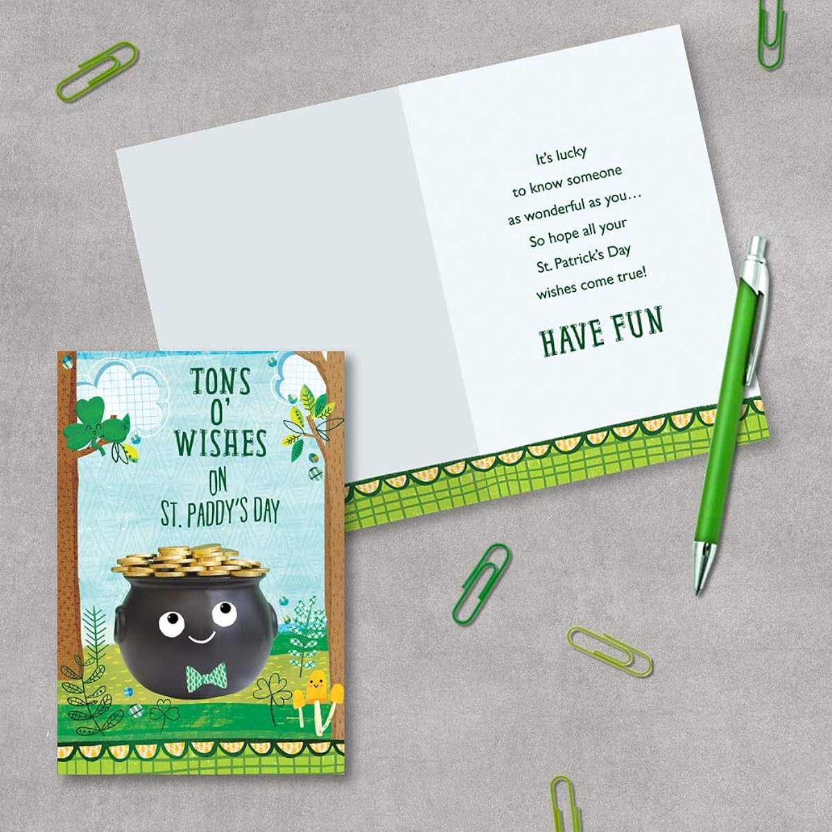 Designer greetings St. Patrick's Day Package Card for Kids Smile Pot of Gold (8 cards and white envelope)