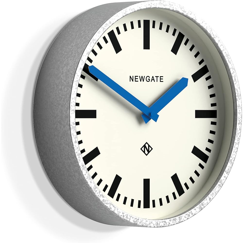 NEW GATE Luggage Wall Clock Wall Clock LUGG667GALBL