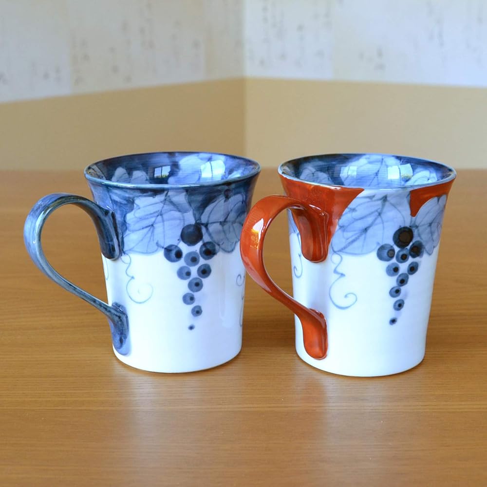 Pair of mugs, present, gift boxed, stylish, Arita ware, Fuchino grapes, gift boxed, gift wrapped, made in Japan