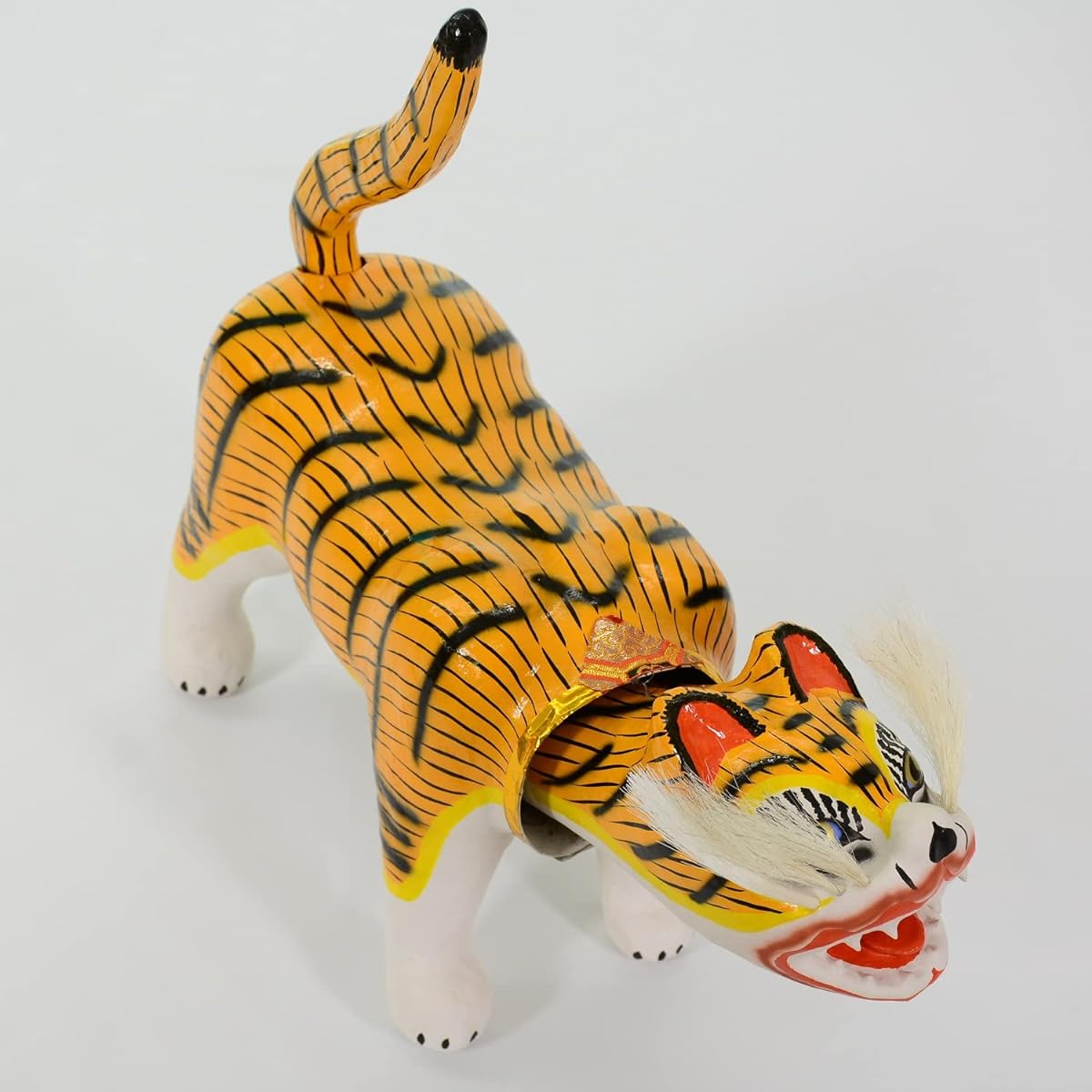 Paper Tiger Paper Tiger [Kagawa Prefecture Designated Traditional Craft] (Zunashi: Total Length 90cm x Height 40cm x Width 25cm)