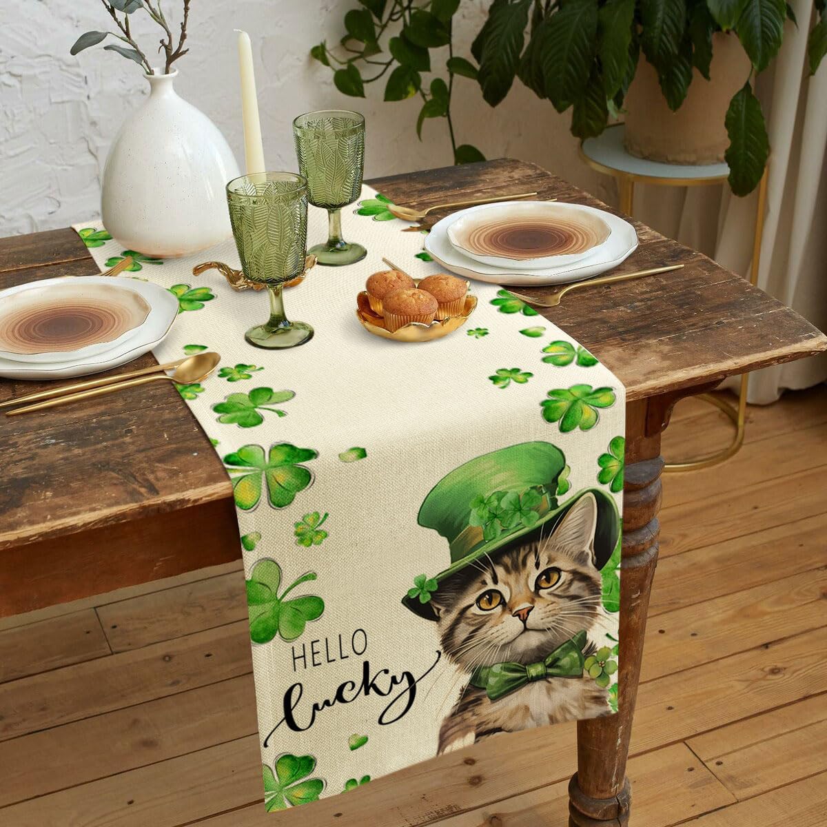 Spring Table Runner Funny Cat St. Patrick's Day Decor Green Shamrock Seasonal Spring Holiday Table Decorations Indoor Outdoor Dining Table Decor (13" x 72")