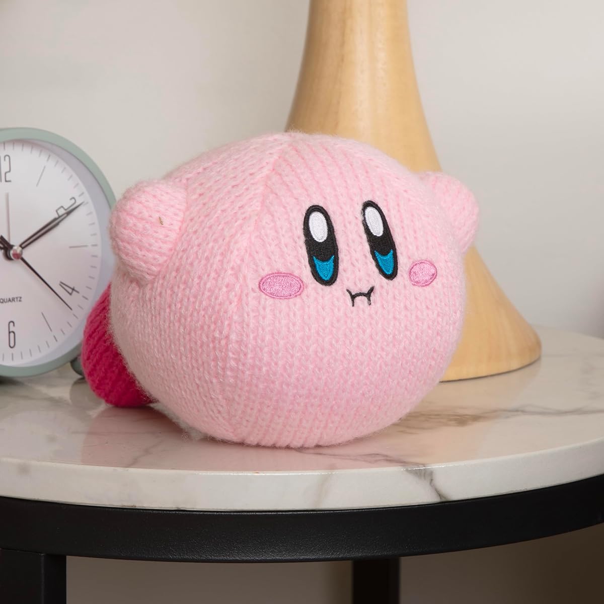 TOMY Nuiguru Knitted Kirby Plush Toy - Hovering Kirby - Knitted Plush Toy - Collectible Stuffed Animal - Soft and Cute Plush Toy and Valentine's Day Gift for Kids - 6 Inch