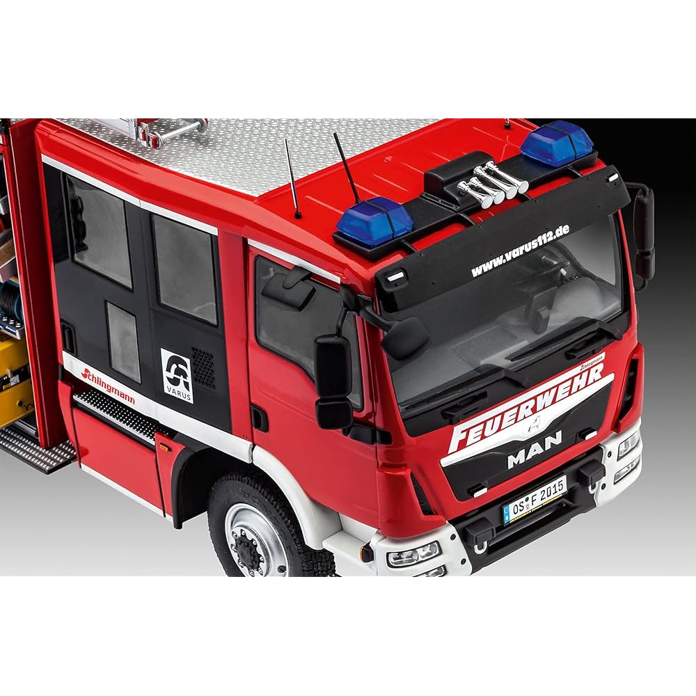 German Level 1/24 Schlingmann HLF 20 VARUS 4x4 Plastic Model