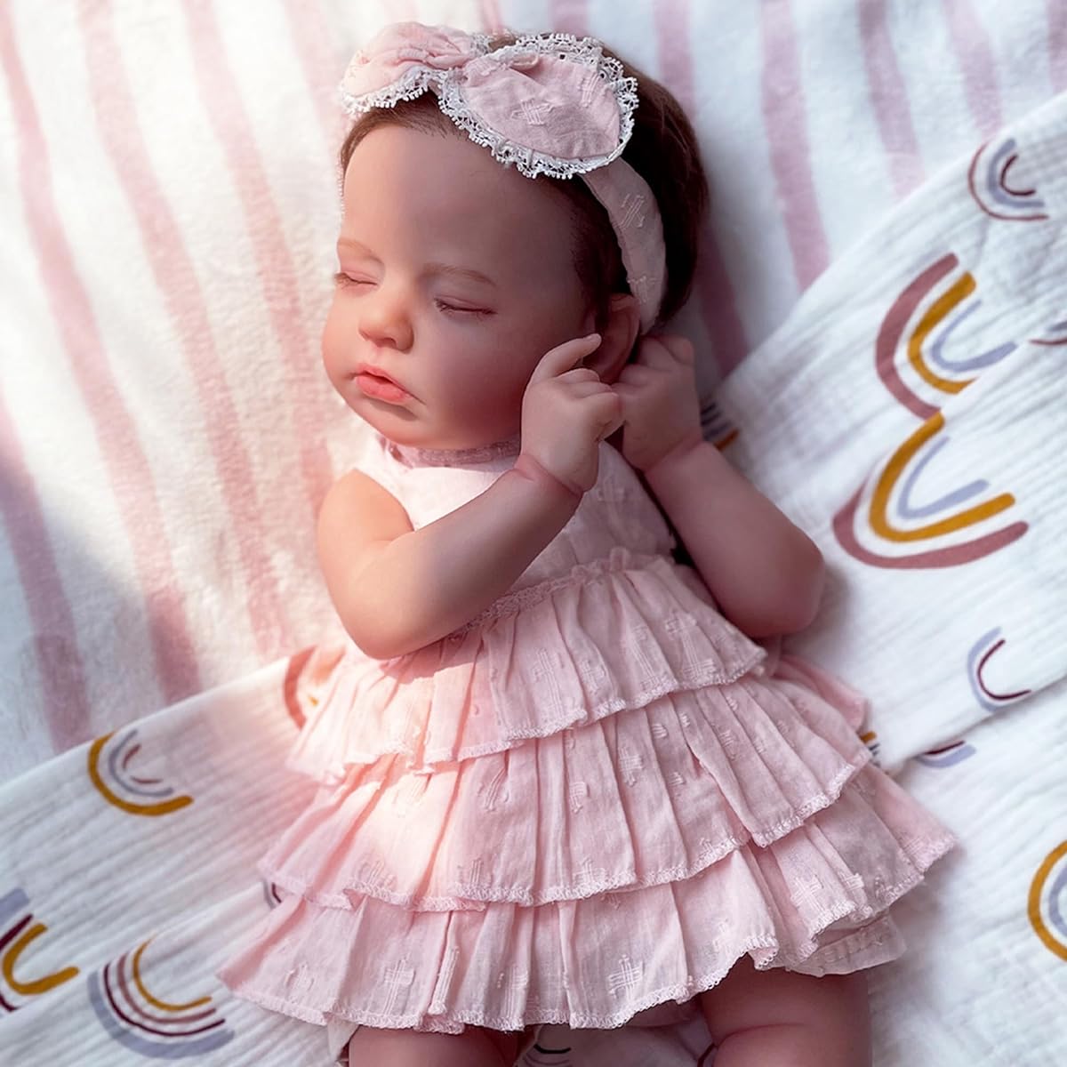 Reborn Baby Dolls Girl - 20 Inch Realistic Sleeping Newborn Doll, Lifelike Handmade Cloth Body Soft Weight Reborn Doll, Advanced Painting Gift Set for Kids Ages 3+