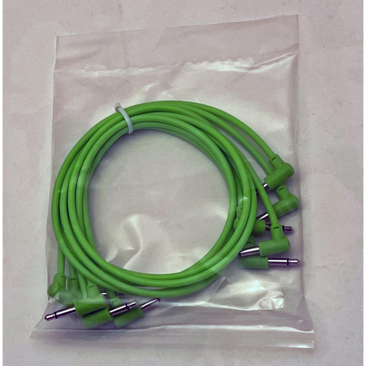 Luigis Modular M-PAR Right Angle Eurorack Patch Cables - Pack of 5 Green Cables 18" (45cm)