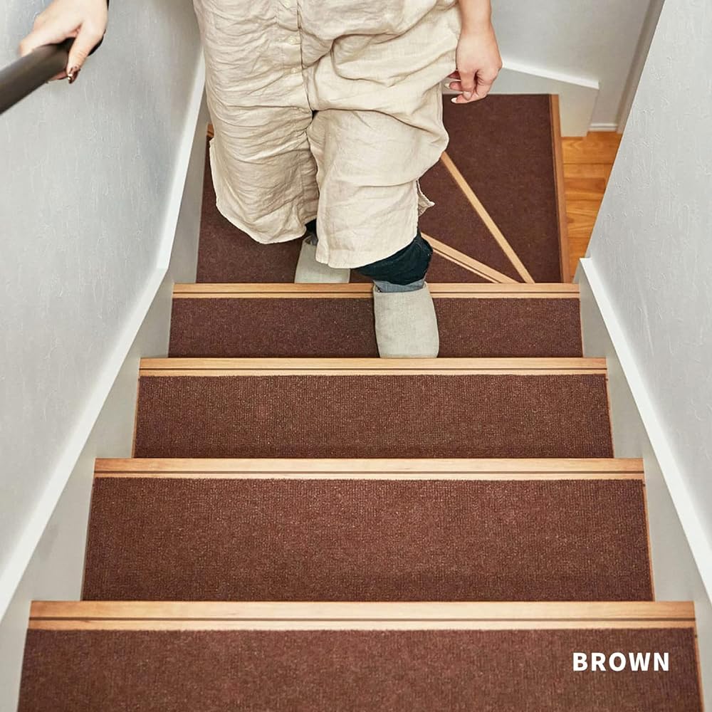 Hagihara Stair Mat with Landing (Beige, Approx. 90 x 21 cm 15 pieces, Approx. 90 x 90 cm 2 pieces) Suction mat Machine washable Cut OK Anti-slip Soundproof Scratch-proof Made in Japan