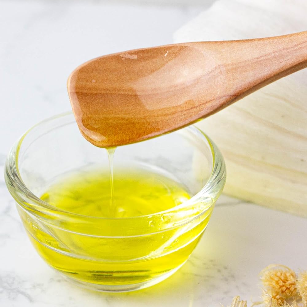 Natural Cosmetics Research Institute Organic Jojoba Oil Golden Additive-Free Beauty Oil Carrier Oil 1000ml in Light-shielding Plastic Bottle