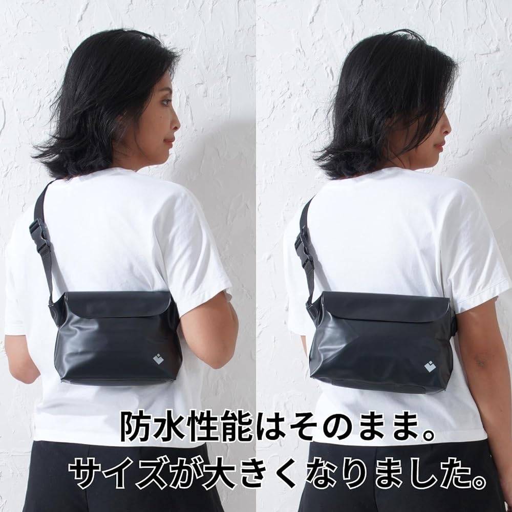 [MAISON DE UN MAILLOT] Waterproof Bag, Waterproof Pouch, Sea, Pool, Completely Waterproof, Waist Pouch, Fishing, Skiing, Sauna, Bicycle, Bike, Swimsuit Holder (Black M Size)