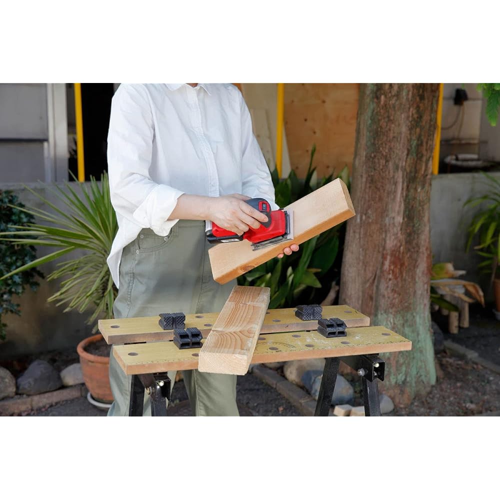 Kyocera Old Ryobi Rechargeable Sander BS-1110L2 602100A Black/Red [Lightness, compactness, ease of grip, high grinding power, low noise, and low vibration] Lithium ion 10.8V Paper size 75 x 140mm Clamp type Rechargeable Time 102 minutes Lightweight 0.9kg