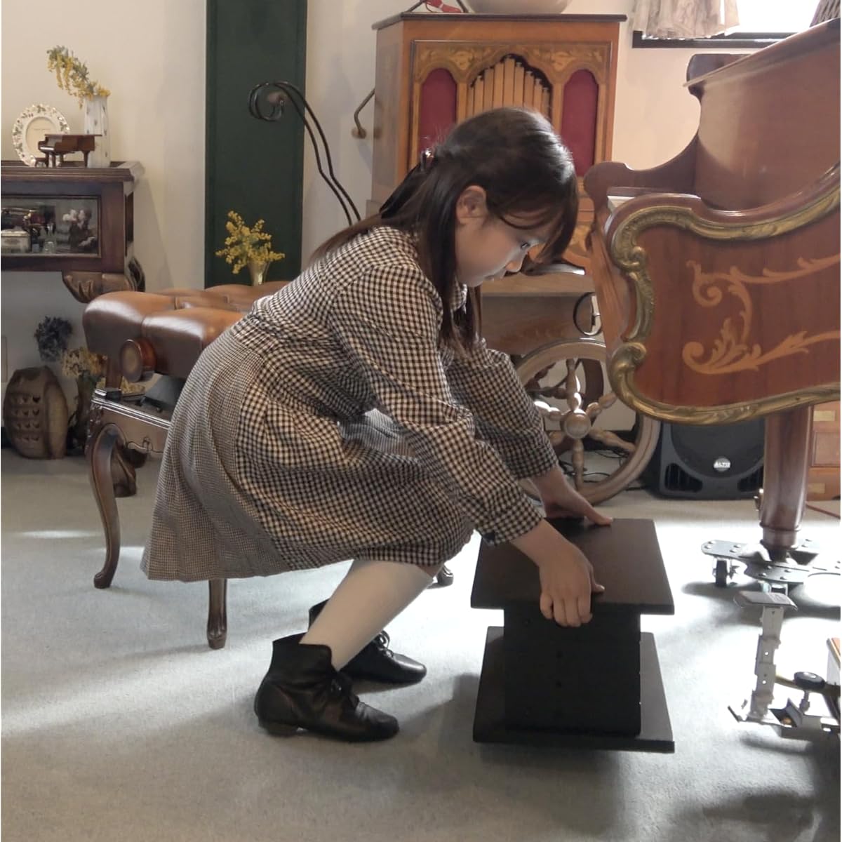 Piano footrest auxiliary stand Pianista Pianista 6.5cm or more height adjustable in 1cm intervals Pedal PLUS +Do Piano auxiliary pedal (Pianista auxiliary stand body)