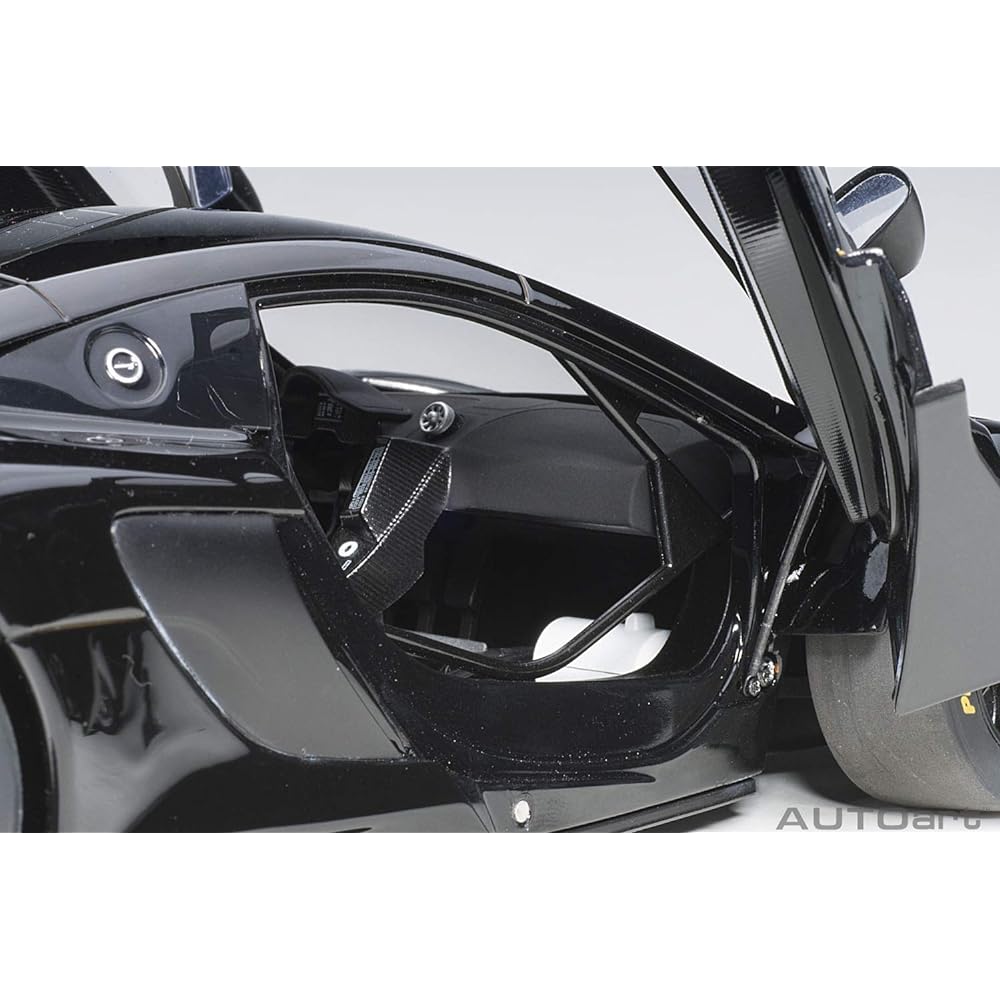 AUTOart 1/18 McLaren 650S GT3 Black Finished Product