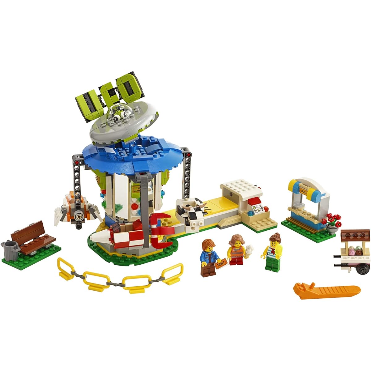 LEGO Creator 3in1 Fairground Carousel 31095 Building Kit, New 2019 (595 Pieces)