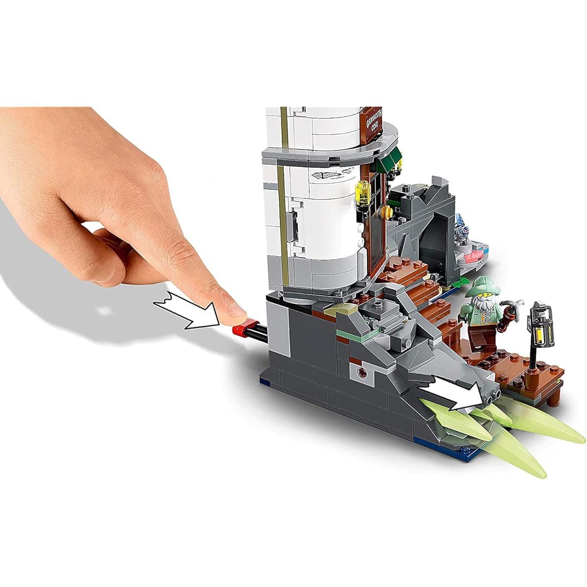 LEGO Hidden Side Joe Ishmael's Lighthouse of the Dark 70431
