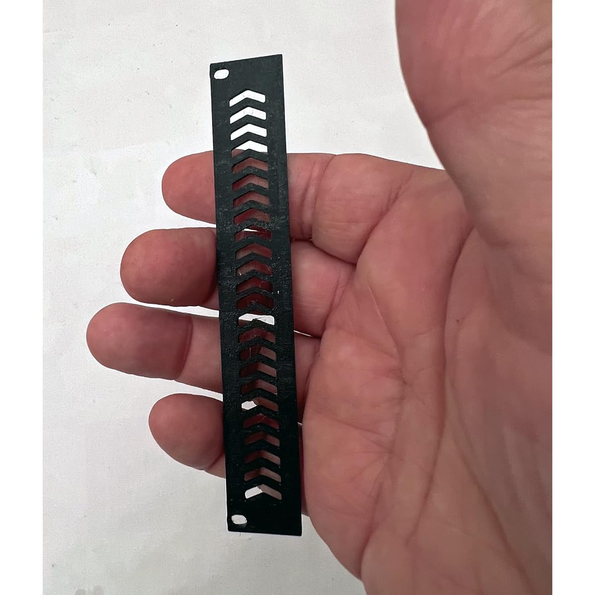 SSMS Eurorack 4HP Vent Panel Arrow - Black