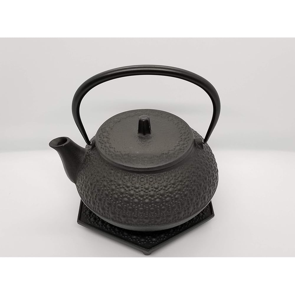 Iwachu Iron Kettle Black Baked 0.65L Iron Kettle Dual Use Teapot Type 5 New Tortoiseshell Set 16115
