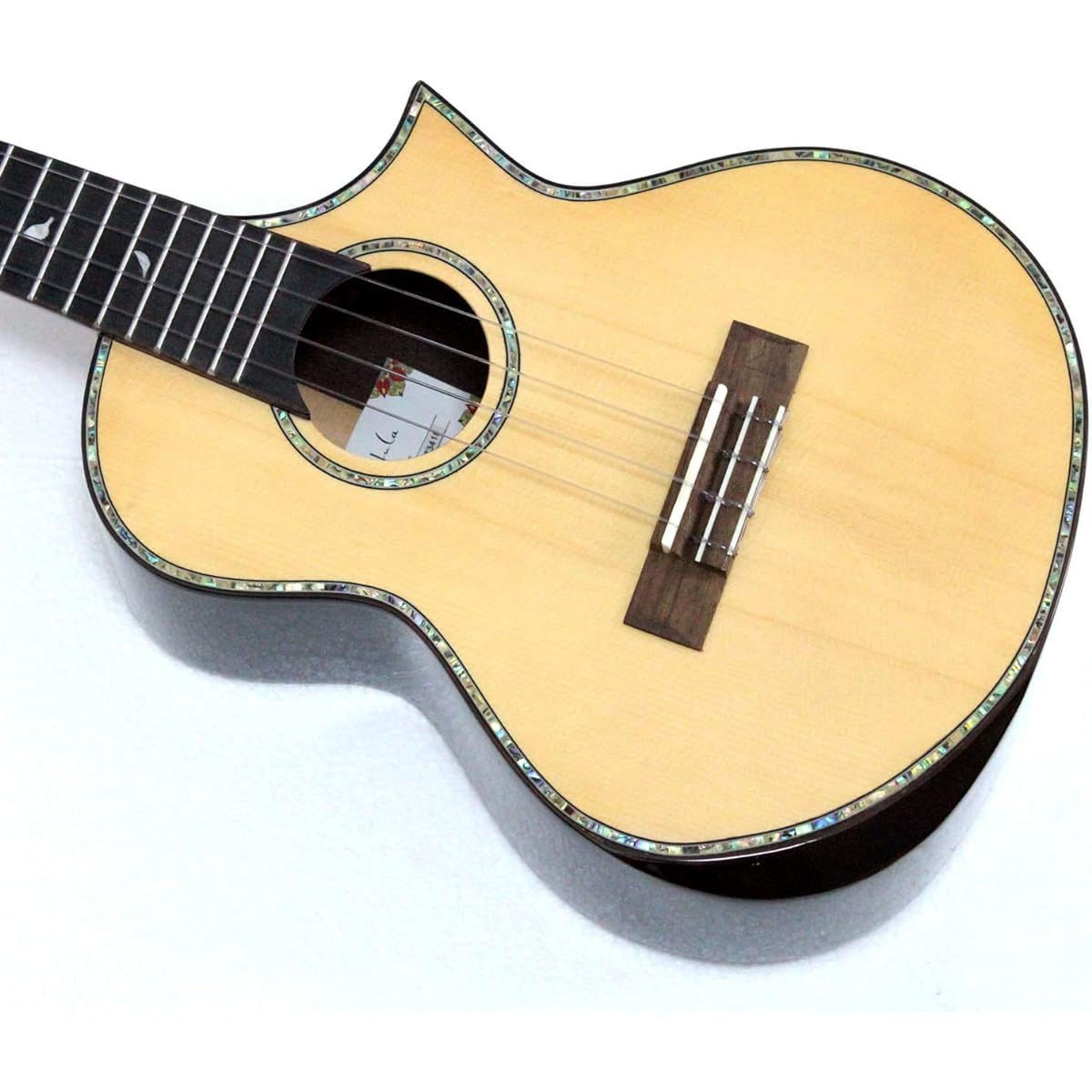 MUSOO Top Solid Spruce and Back Rosewood All Solid 26 Inch Tenor Ukulele with Gig Bag
