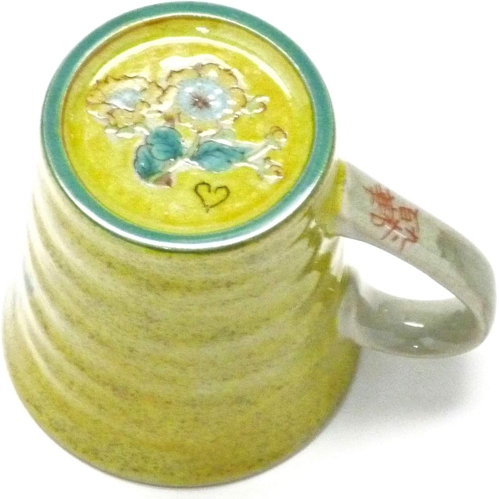 Kutani ware [mug] yellow painted gold thread plum and bird [back picture]