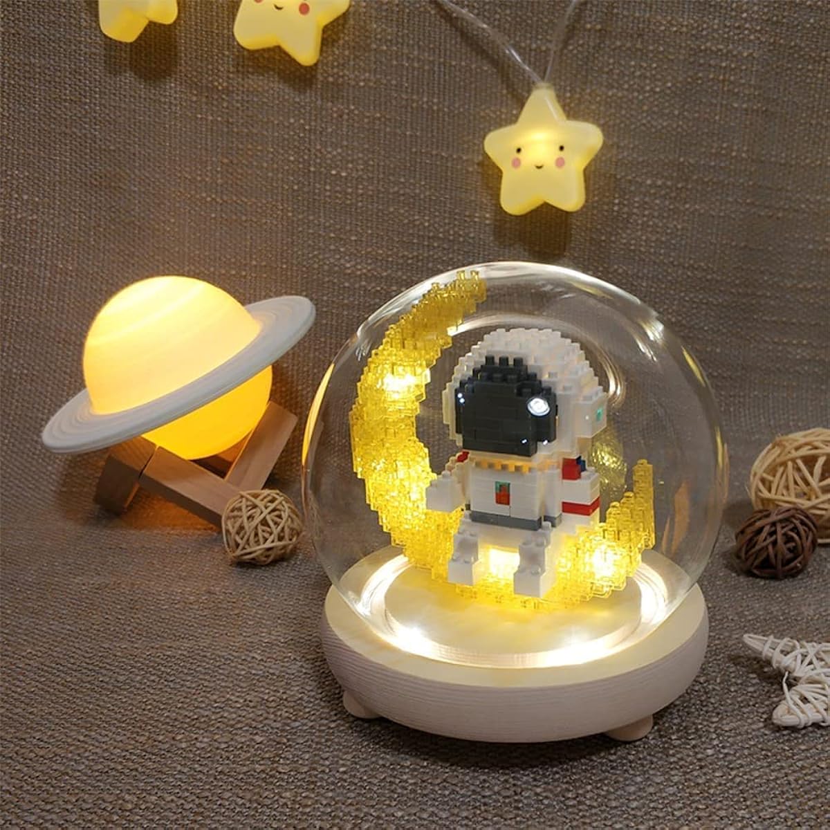 Uvini Building Blocks Astronaut Model STEM Building Toys Micro Blocks Gifts for Kids and Adults Astronaut Moon Mini Blocks Set DIY Bricks Toys 368 Pieces