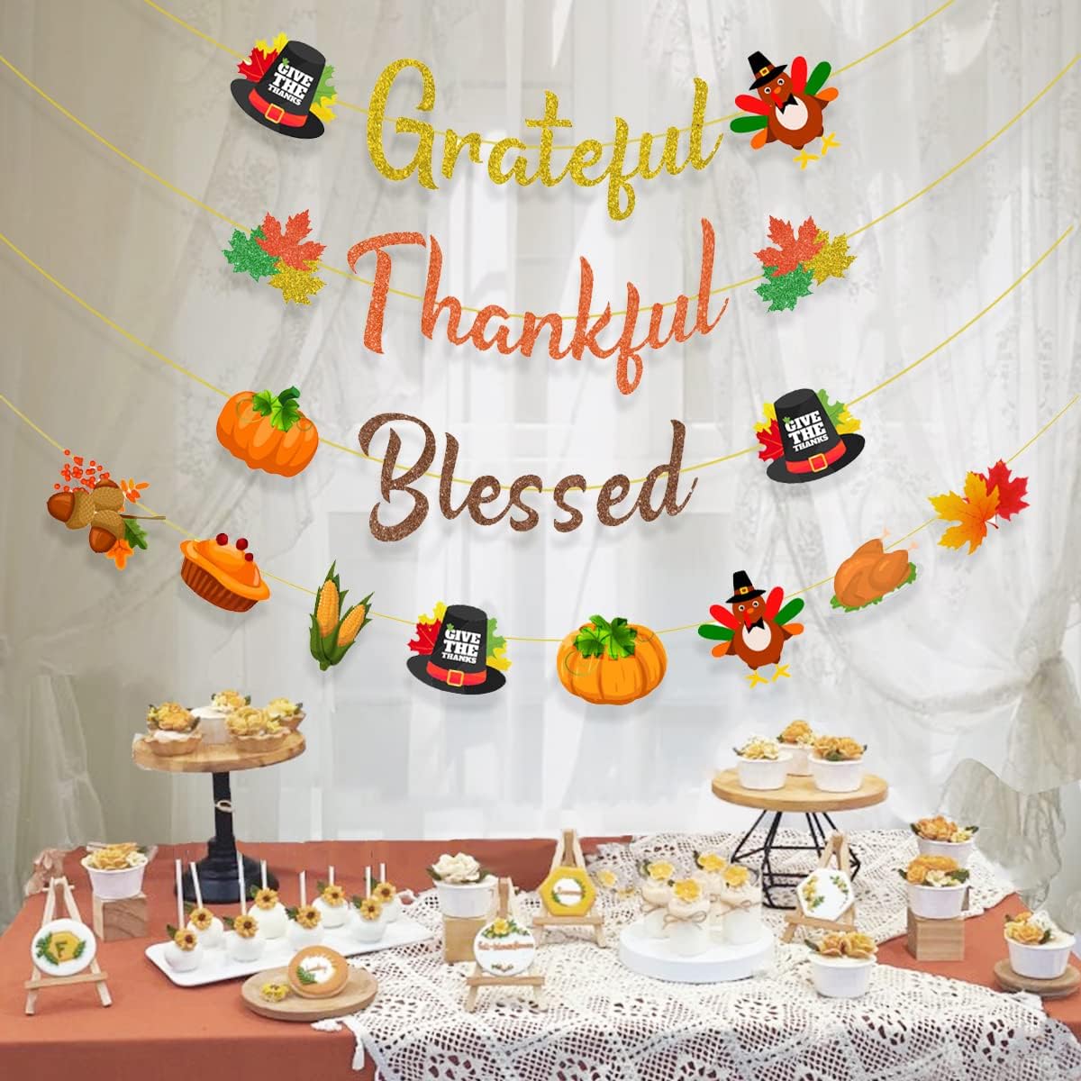 Happy Friendsgiving Banner - Grateful and Blessed Banner Glitter Thanksgiving Party Decorations with Turkey Leaves and Pumpkin Garland for Holiday Fall Party Home Office Hanging Decor