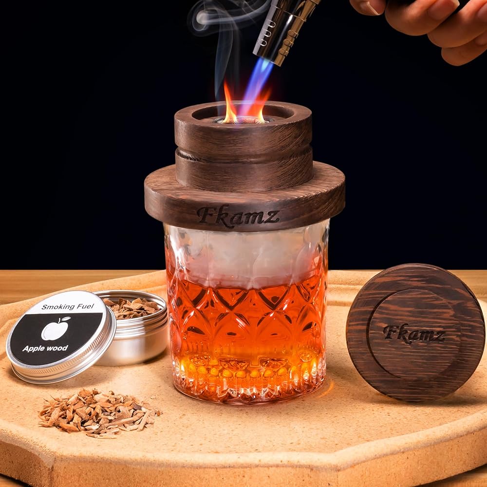 Fkamz Whiskey Smoker Kit with Torch Cocktail Smoker Kit 6 Flavor Wood Chips Old Fashioned Drink Smoker Infuser Kit Gift for Men (No Butane)