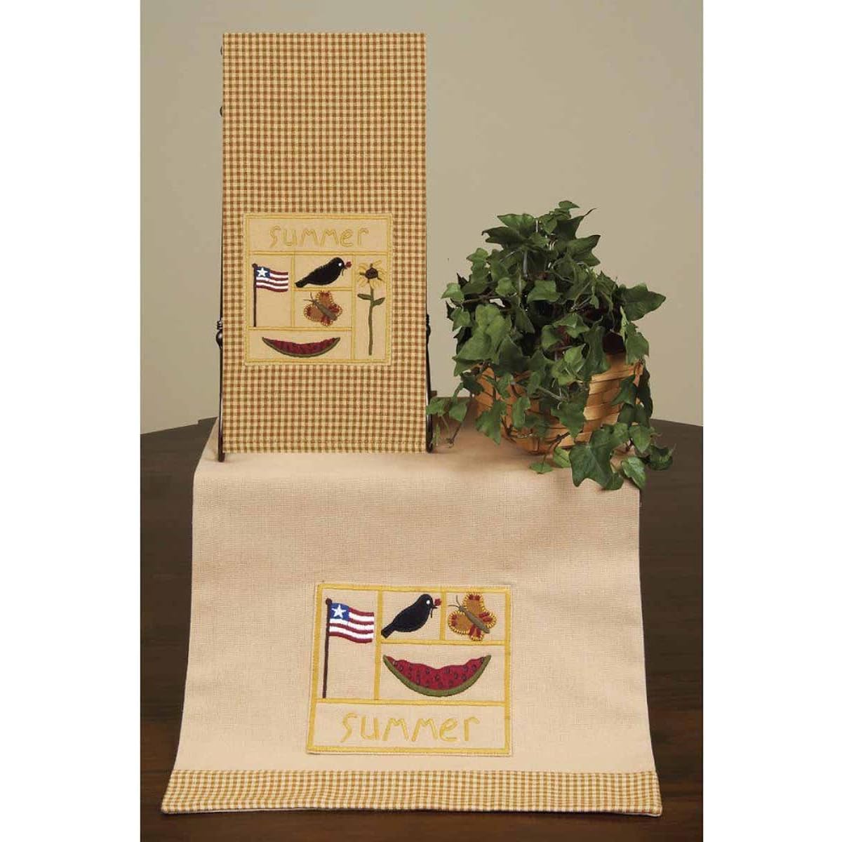 Raghu Home Collection Summer Sampler Mustard & Nutmeg Table Runner 18" x 18", Brown