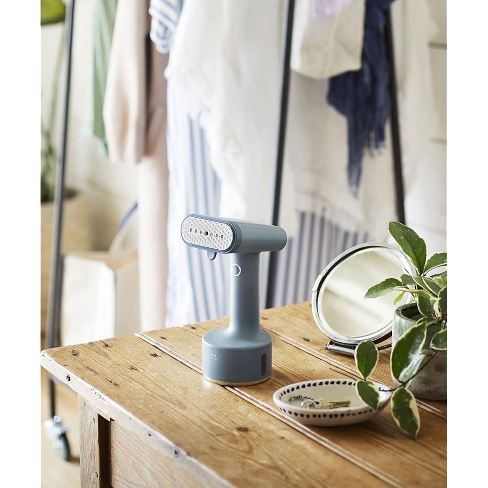 BRUNO Steam Iron Clothes Steamer Popular Continuous Steam for Clothes on a Hanger Starts up in about 25 seconds Lightweight Compact Greige Bruno Styling Handy Steamer Birthday Gift Present Present Return Deodorization Disinfection Rainy Season Measures B
