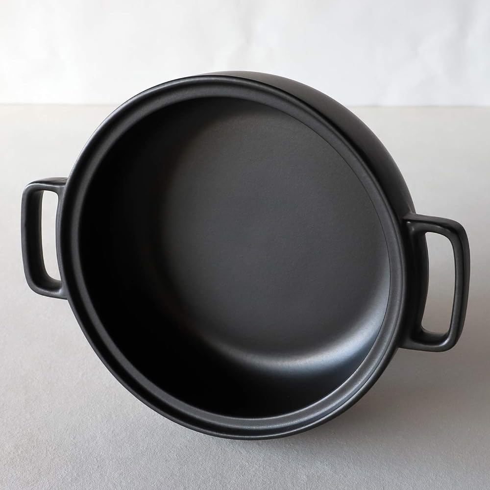 TAMAKI Earthen pot tote for 3-4 people, white, diameter 29.7 x depth 23.6 x height 11 cm, dishwasher, microwave, oven, and open fire safe T-928479