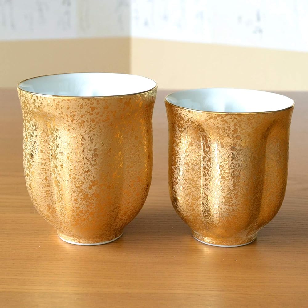 Golden Wedding Present Teacup Couple Teacup Arita Ware Cherry Blossom Shape Pair Gold Color Noshi and Message Card Included Wooden Box
