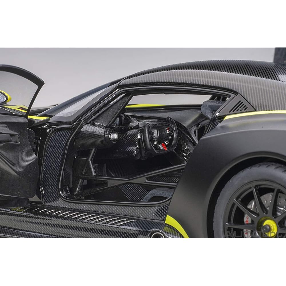 AUTOart 1/18 Aston Martin Vulcan Matte Black/Lime Green Stripe Finished Product