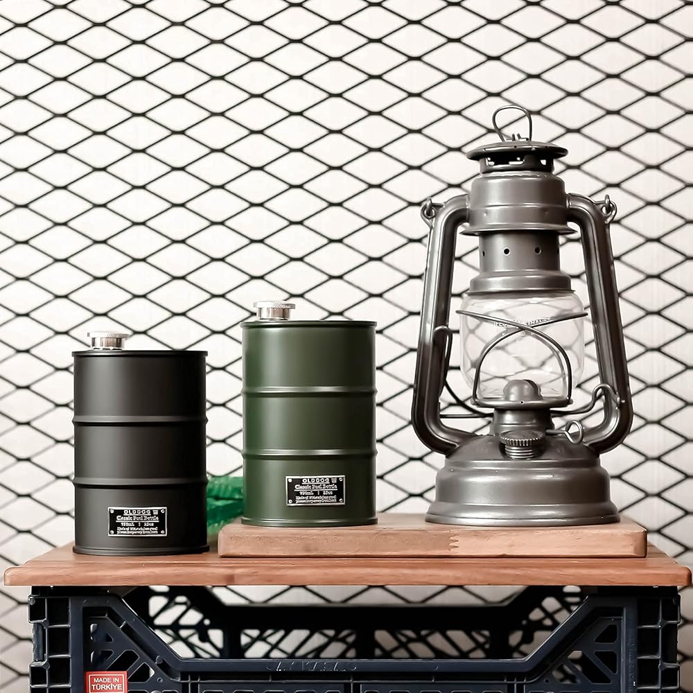 Fuel Bottle Fuel Bottle 750ml (Black) Multifunctional Portable Liquid Container Kerosene Oiler Metal Fuel Tank Oil Barrel Fuel Bottle, Camping Equipment, Oiler Hip Flask, Contains Stainless Steel Funnel [OLDDOG OUTDOOR]