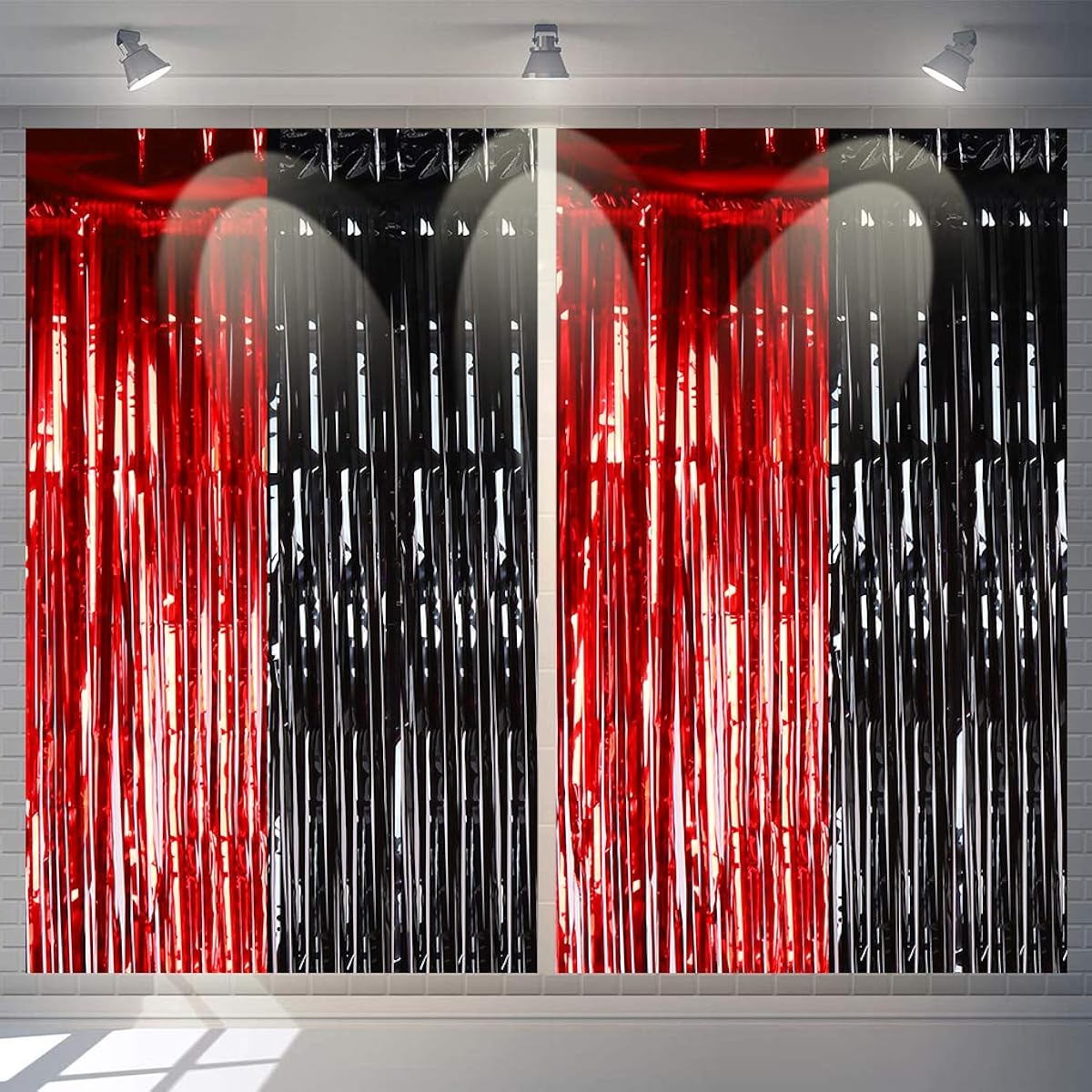 Foil fringe curtains (red black)