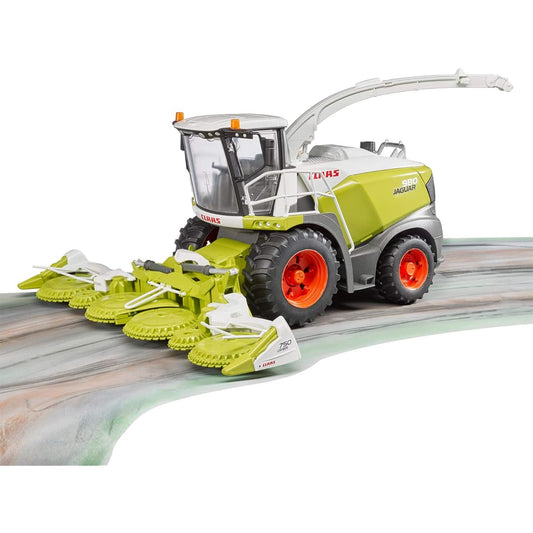 BRUDER Claas Jaguar980 Field Chopper 02134