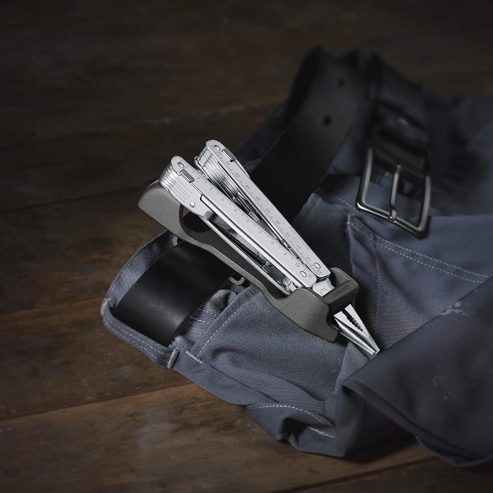 VICTORINOX Belt Holder for Swiss Tools Synthetic Belt Holder (for Swiss Tools) Black Total Length 155mm