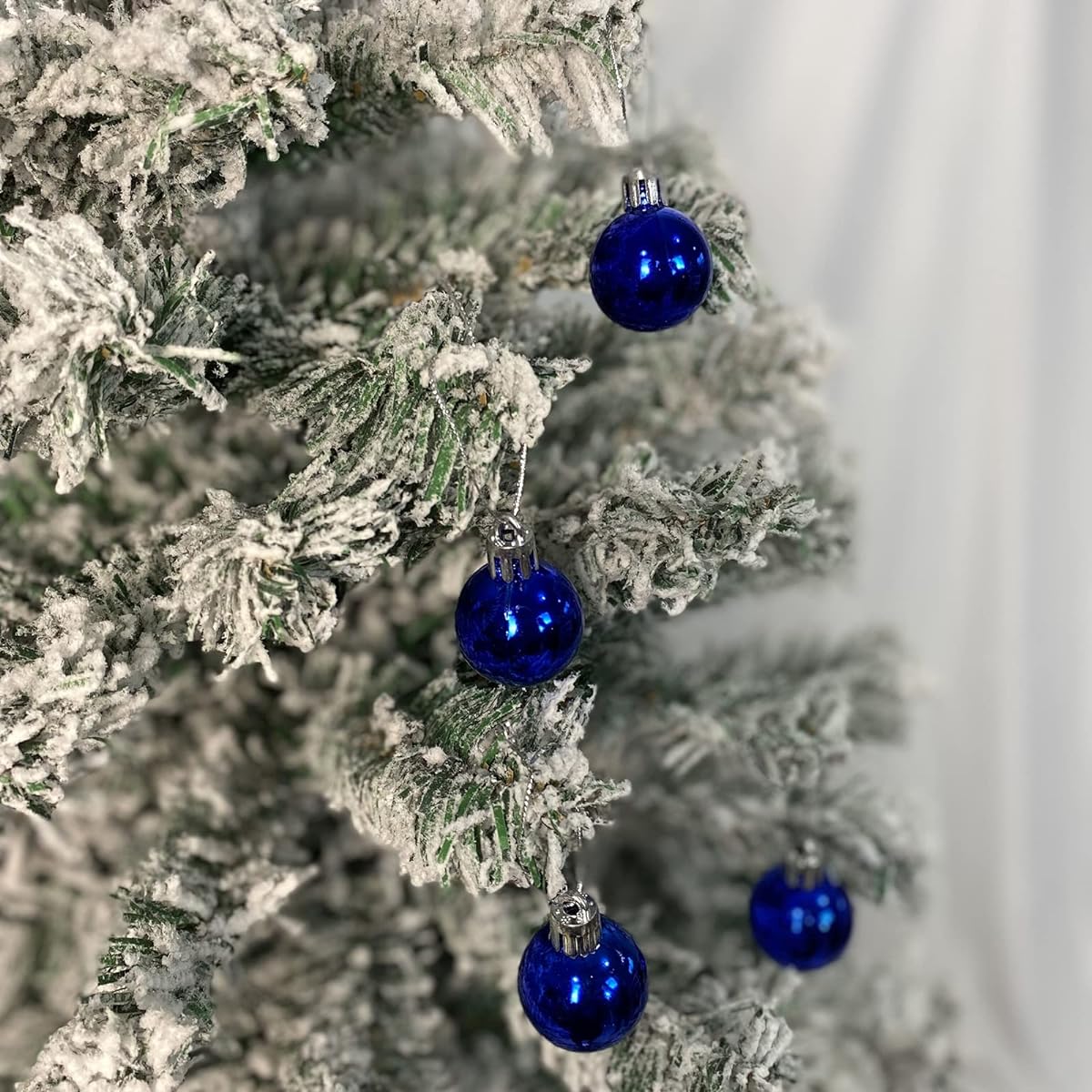 TKYGU 30mm/1.18inch Christmas Balls, Set of 12, 144 Pieces Christmas Tree Glitter Bauble Balls Ornaments Decorations Hanging Home Party Ornaments for Christmas Festival Party Supplies New Year Gifts, Blue