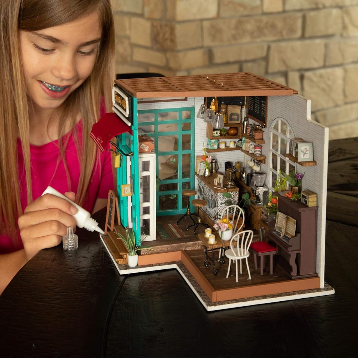 Fat Brain Toys DIY Miniature Model Kit: Simon's Coffee Shop