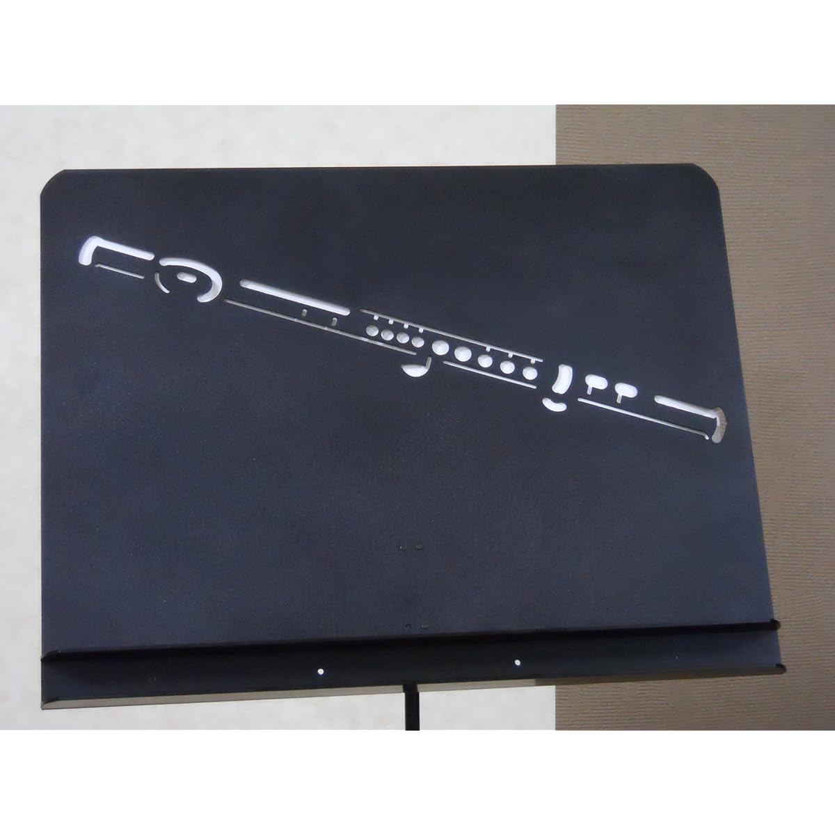 flute music stand