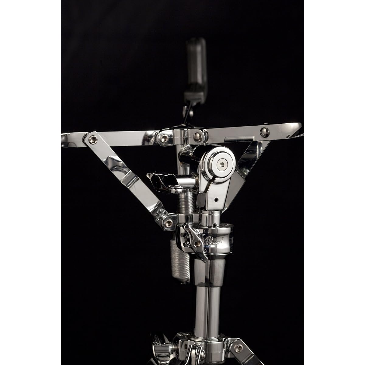 Pearl S930D Snare Stand, Low For Deep Snares, New Uni-Lock, New Collars and New Trident Design Tripod